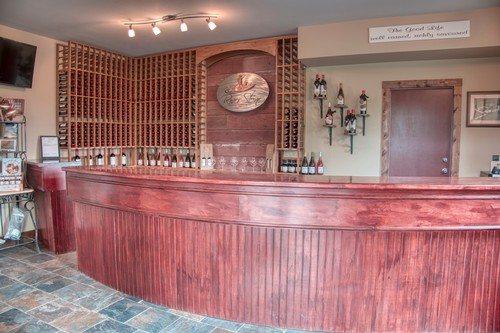 River Stone Estate Winery's Tasting Room